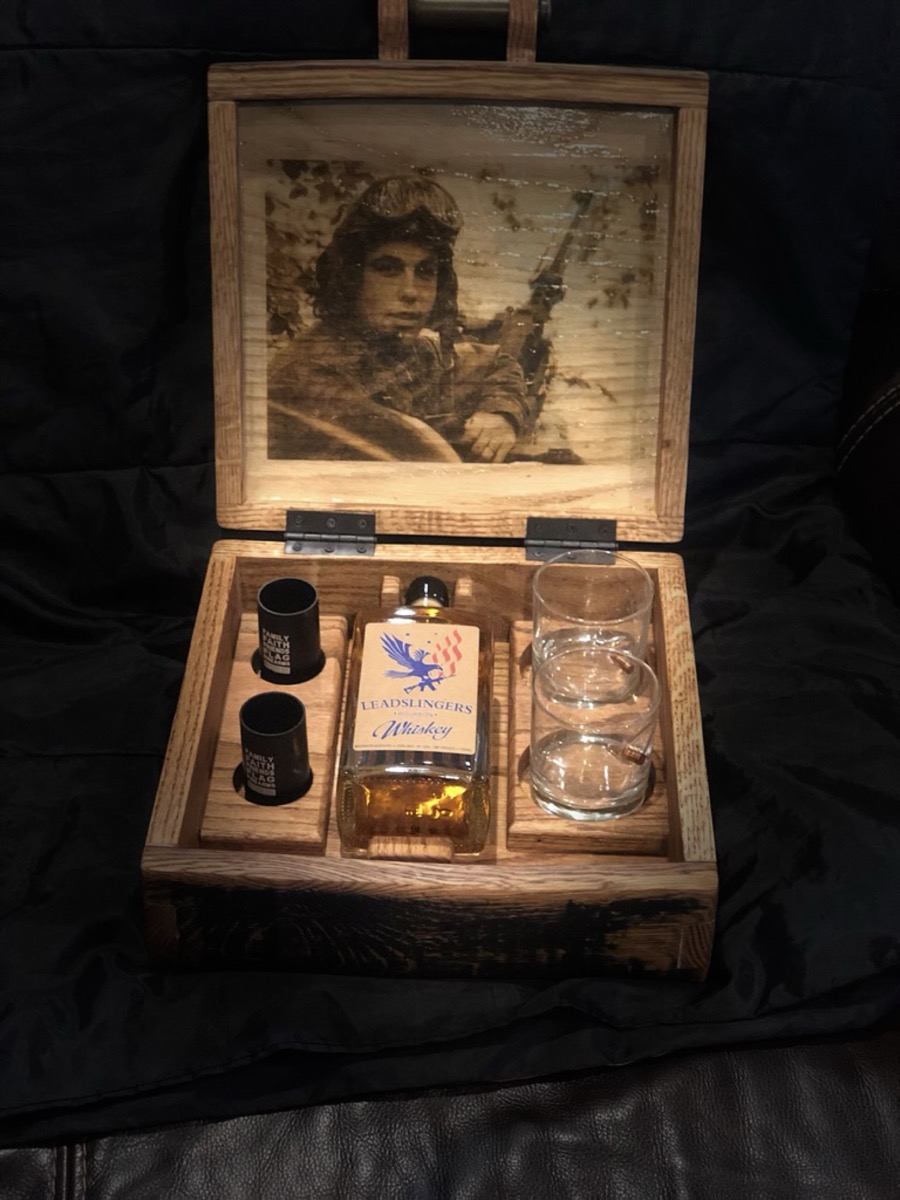 Whiskey presentation box