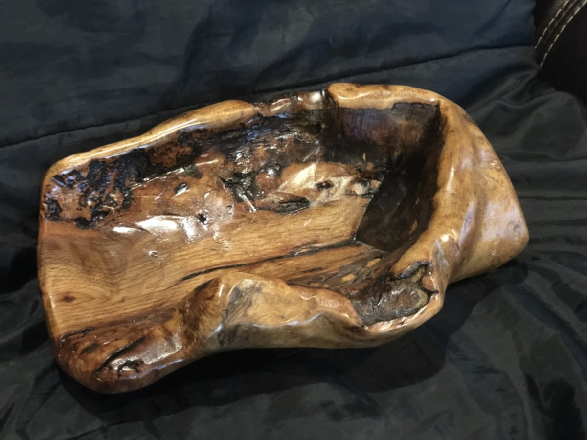 Live-edge bowl from a rotted log